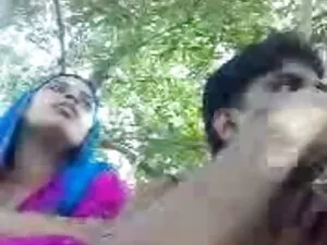 नॉटी ब्लोंड स्कूलगर् ...