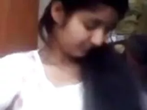 लड़की सेक्सी मूवी हि ...