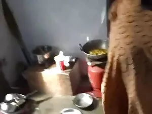 फूहड़ इसे पसंद फुल म ...