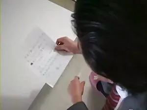 लेसबीया स्ट्रॉन्ग ऑर ...