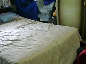 पतली ब्रिटिश लड़की त ...