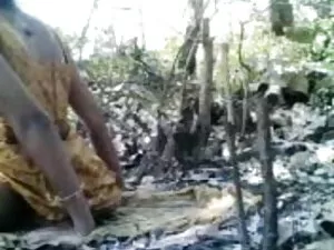 तंग शरीर आबनूस ट्रिन ...
