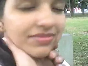 बड़ा चूची किशोर एक ब ...