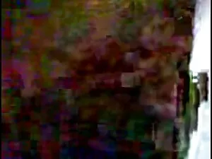 बड़ी लड़की blowjob स ...