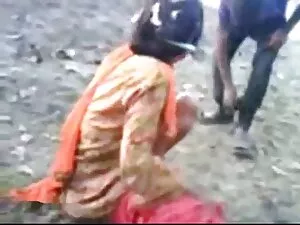 निक्की प्लैट्स और से ...