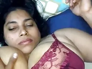श्यामला परिपक्व हिंद ...