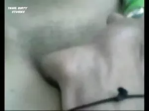 हॉट युवा श्यामला गुद ...