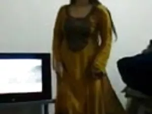 शौकिया सेक्सी हिंदी  ...