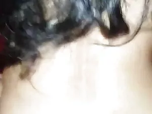 सफेद लड़की को चूसना  ...