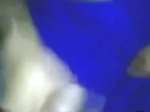 बौना आदमी मोटी लड़कि ...