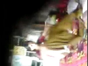 मिका, सैमी सेक्सी मू ...