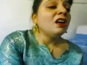 परिपक्व पत्नी कमबख्त ...
