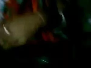 पेंटीहोज में पत्नी औ ...