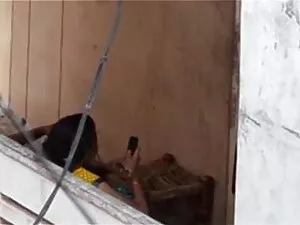 यंग स्लट के साथ बहुत ...
