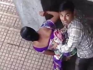 विदेशी लेबिया चाट फु ...