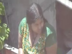 हनी - दो लंड सेक्सी  ...