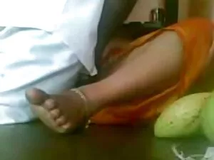 Sissy स्ट्रैपआन सेक् ...