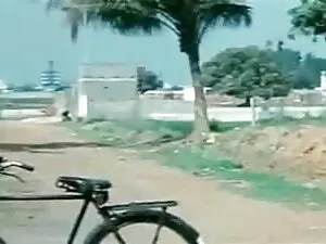 दोपहर में मोजा प्यार ...