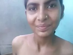 लिसा लिप्स - संचिका  ...